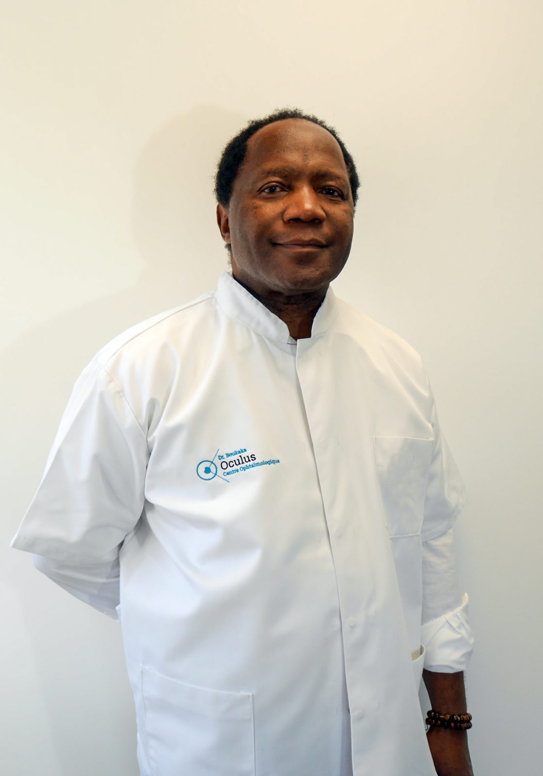 Dr Michel Boukaka Ophtalmologiste