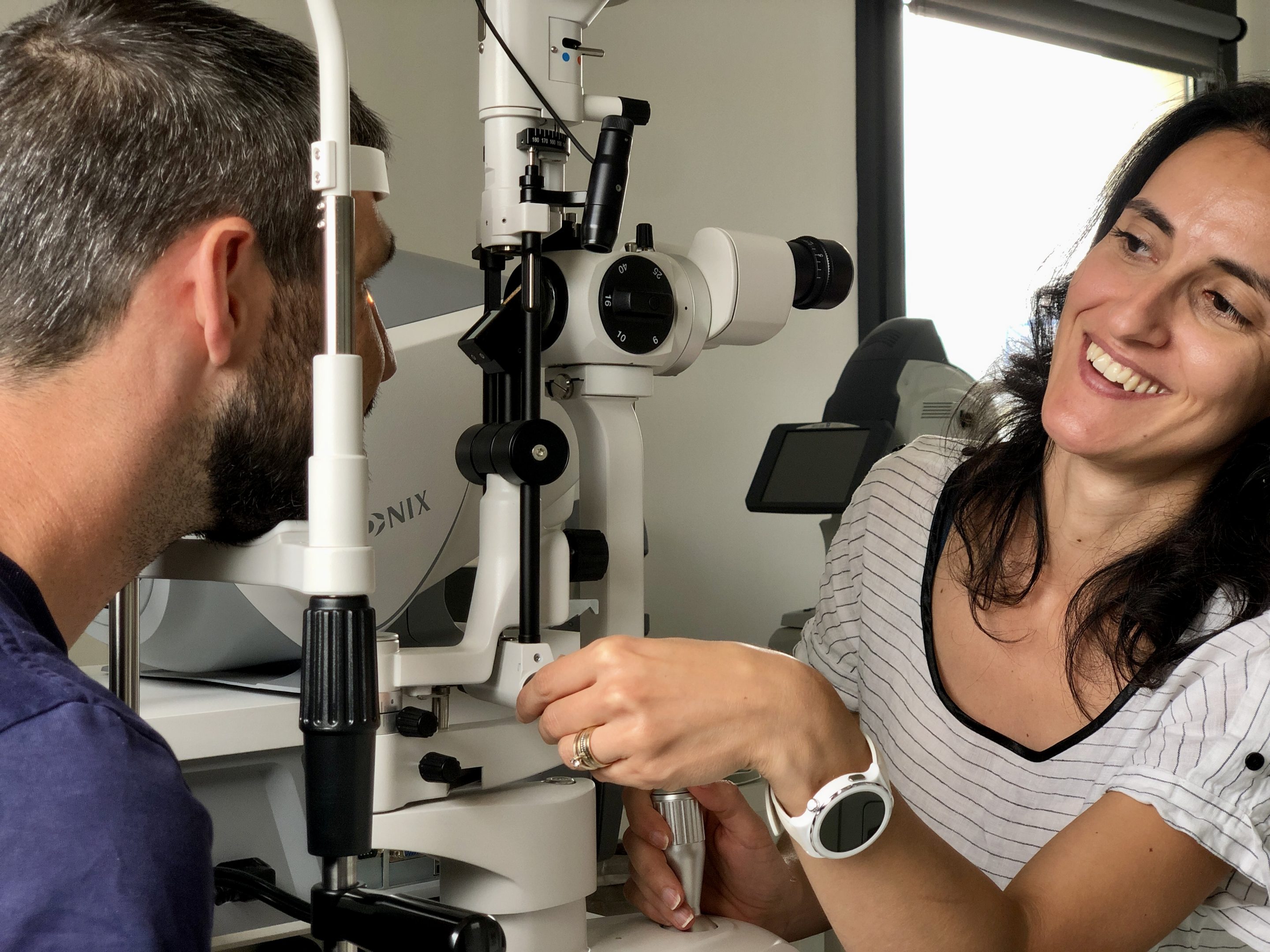 Consultation en ophtalmologie à Chambéry<br />
